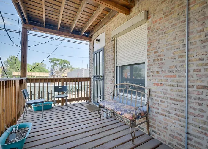 Apartment 6 Mi To Dtwn Pet-friendly Chicago